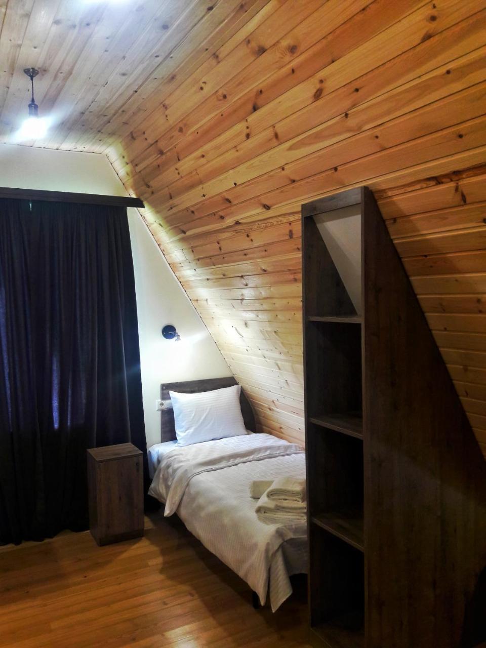 Hotel Twins Achkhoti Kazbegi Exteriör bild