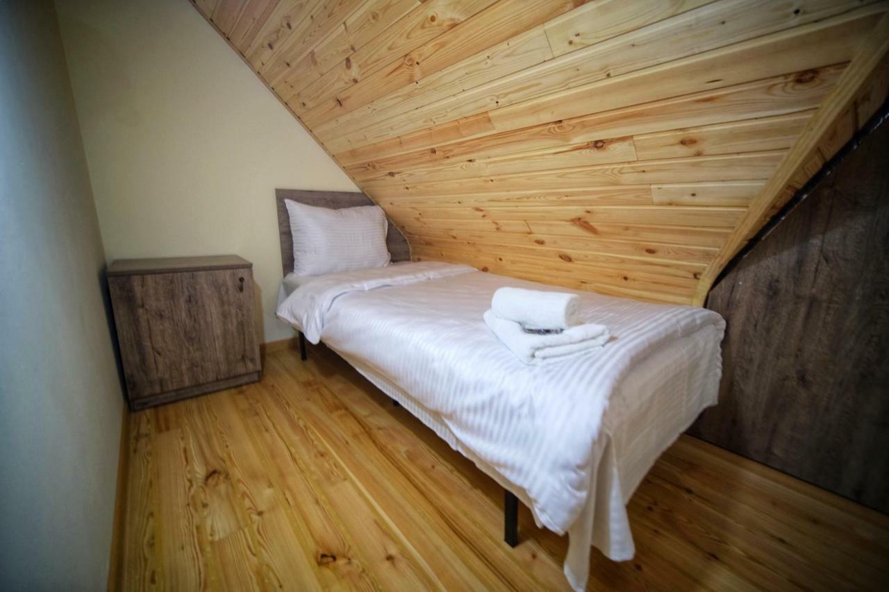 Hotel Twins Achkhoti Kazbegi Exteriör bild